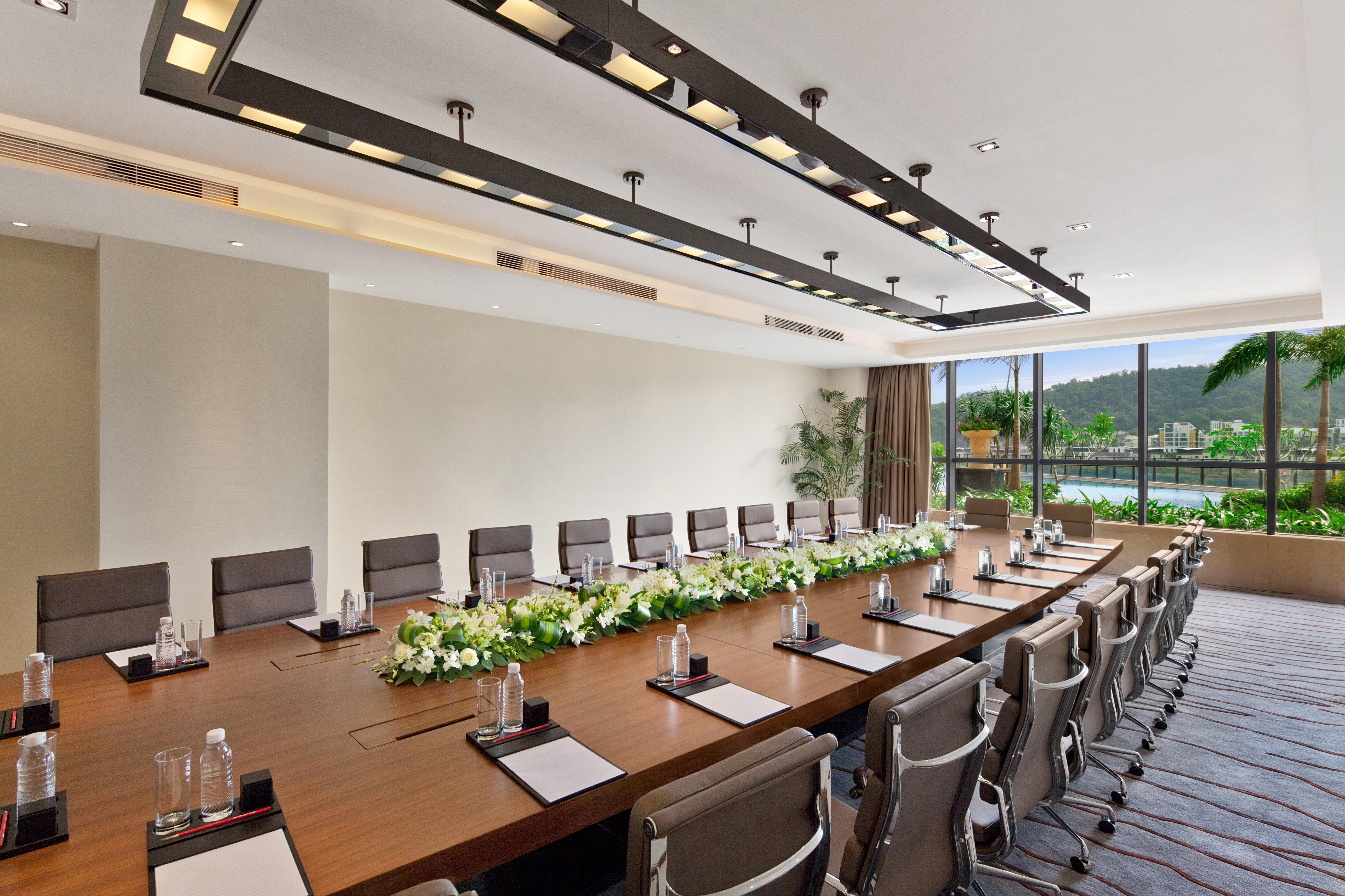 Crowne Plaza Sanya City Center By Ihg Exterior photo